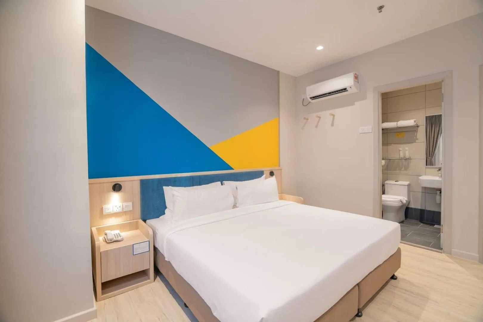 Fives Hotel Meldrum Johor Bahru