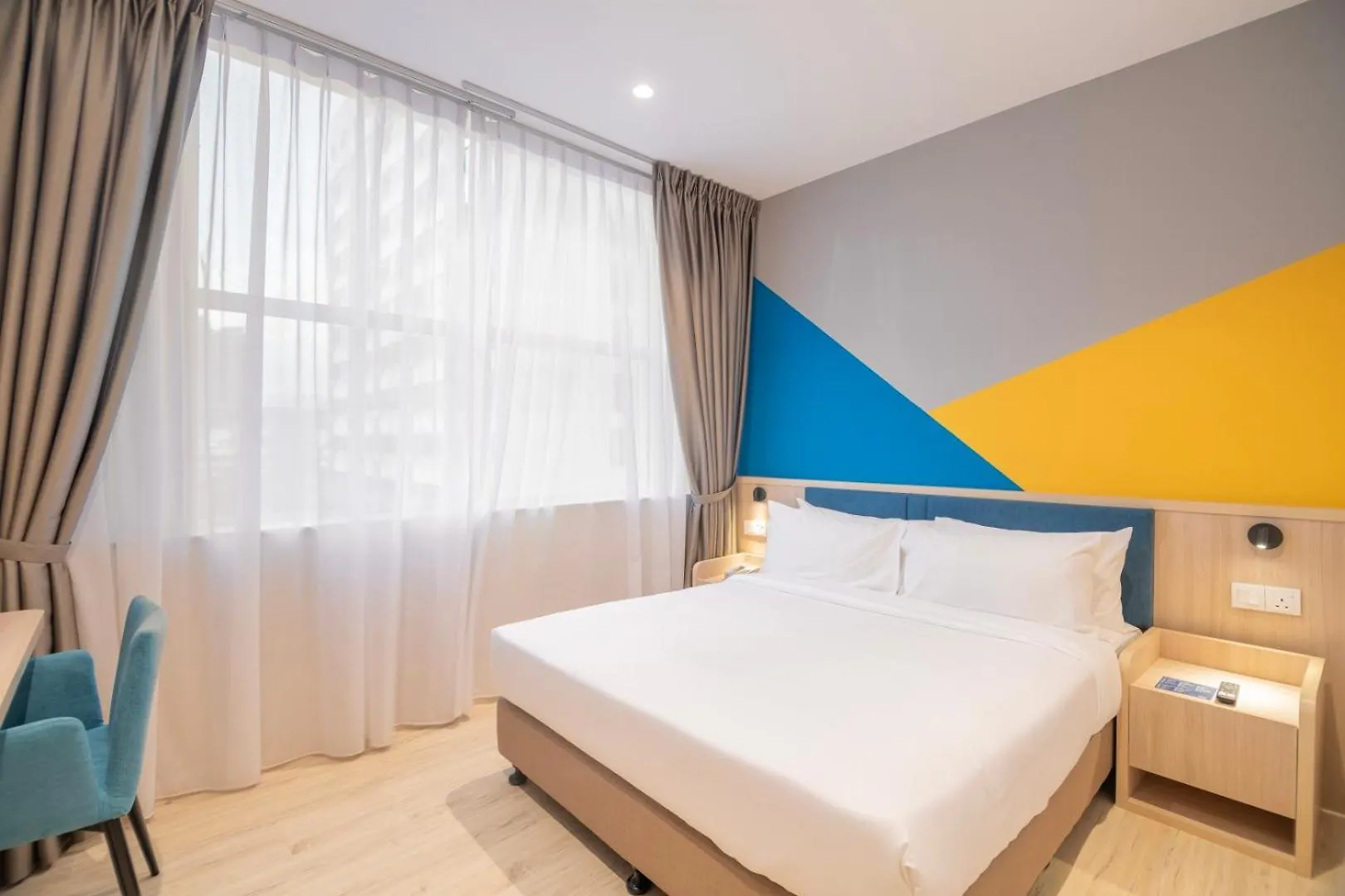 ***  Fives Hotel Meldrum Johor Bahru Malaysia